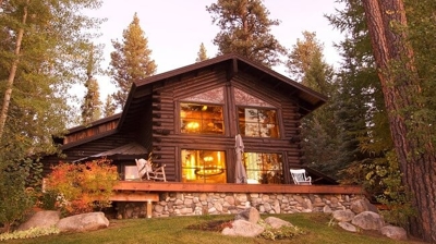 6q6mxq29h4e.2406251340550 a house in the forest